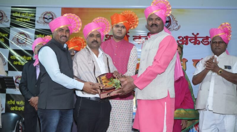 संतोष पाचांगणे यांना शौर्य समाजरत्न पुरस्कार प्रदान