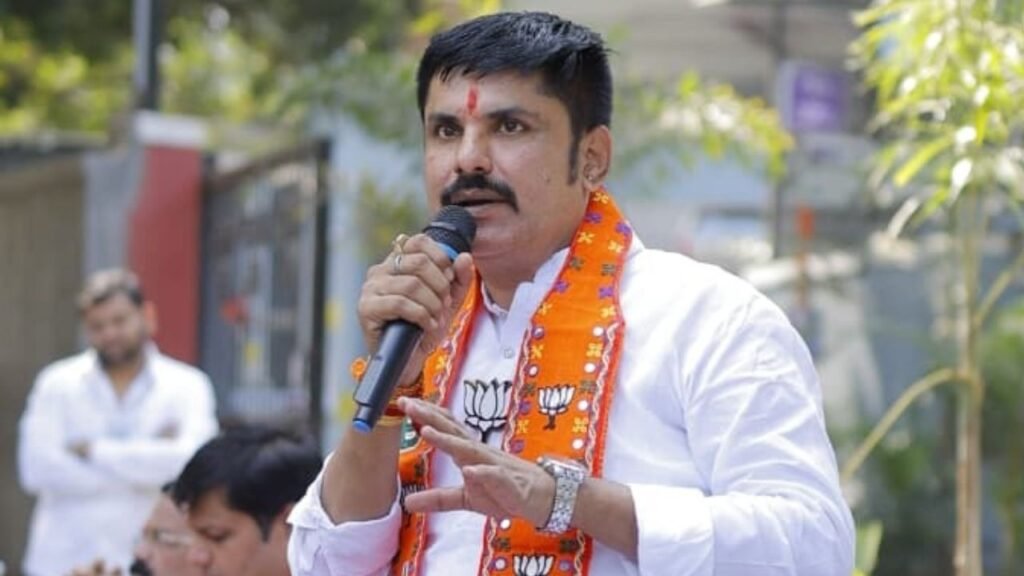 Politics of restraint amidst the political turmoil; Lahu Balwadkar's message to BJP workers.