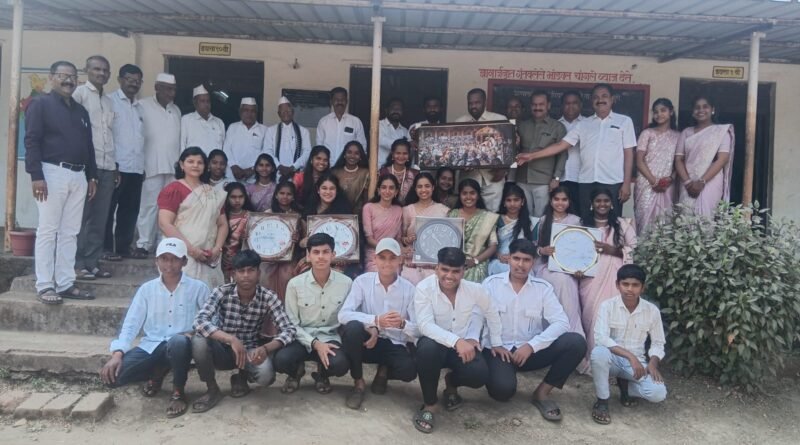 मुळशीतील आप्पासाहेब ढमाले विद्यालयात इयत्ता १० वी ३१ व्या बॅचचा निरोप समारंभ उत्साहात संपन्न