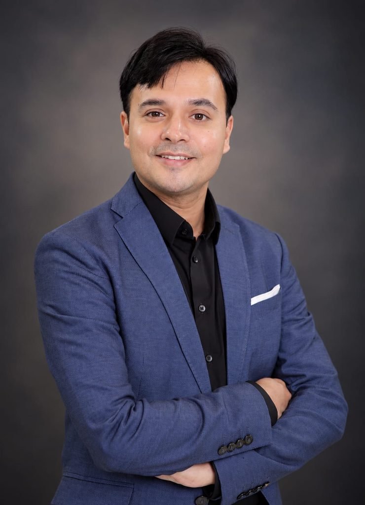 पुण्याचे डॉ. वर्धमान कांकरिया यांची जगातील टॉप ५० नेत्रतज्ज्ञांमध्ये निवड